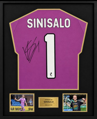 Signed framed viljami sinisalo - signed,