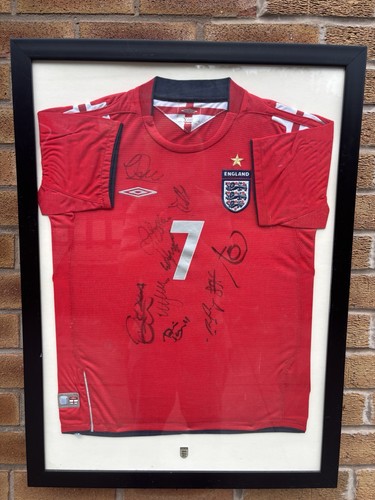 Signed england shirt 2004 2006 - signed,