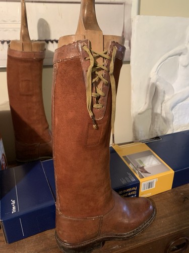 Antique equestrian brown - antique,