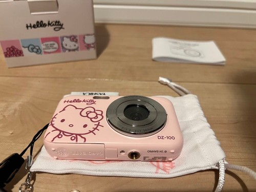 Yashica hello kitty 100 - hello,