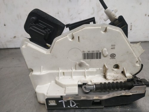 5e0839016a rear door - rear, lock