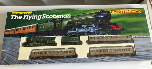 Hornby flying scotsman train - flying,