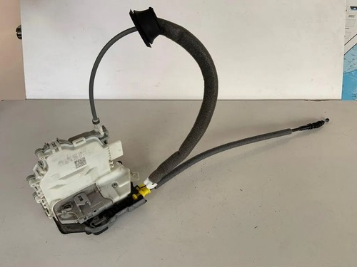 Audi front right door - front,