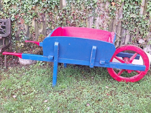 Quality antique painted garden - antique,