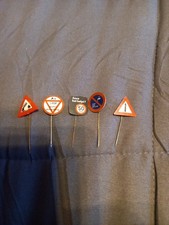 DUTCH TRAFFIC PINS BADGES X 5 WATER VERSPILLING,HEUS HET HELP,RARE COLLECTABLES