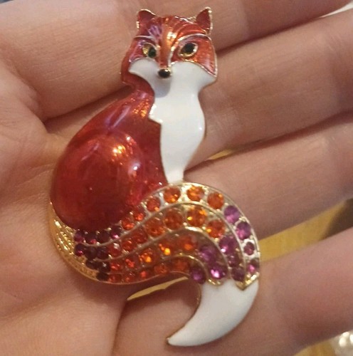 Pretty elegant red fox - elegant, with