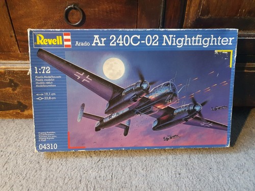 04310 revell arado - 1:72,