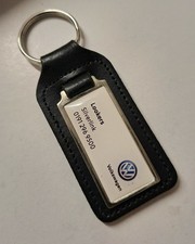 GENUINE VOLKSWAGAN MAIN DEALER LEATHER AND METAL KEYRING FOB. SILVERLINK VW DUB.