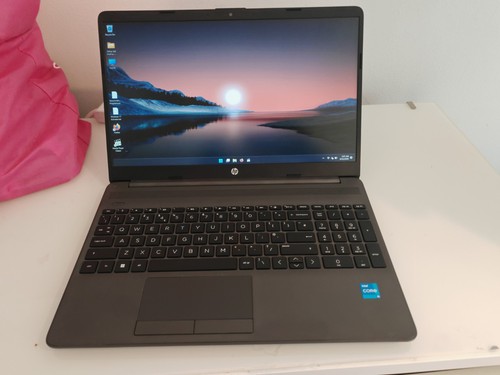 250 laptops core - hp,