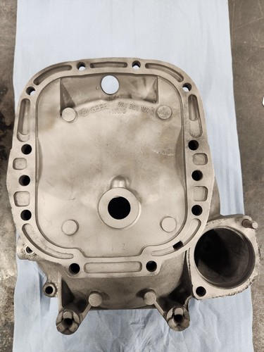 Rib gearbox bell end - ,