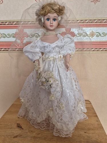 Vintage porcelain bride - 18",