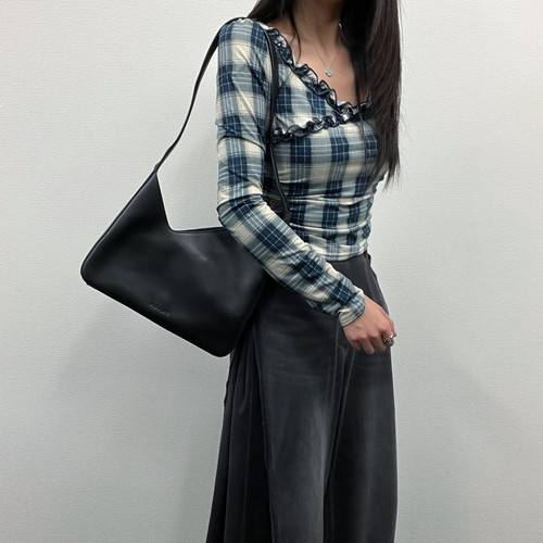 Prada black leather hobo - black,