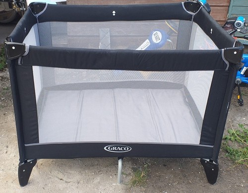 Graco travel cot play pen - cot,