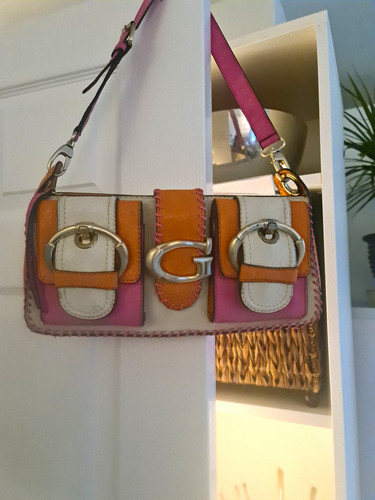 Guess small floral leather - guess,