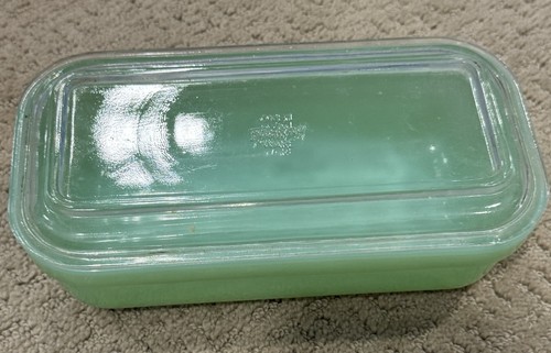 Vintage fire king - king, jadeite