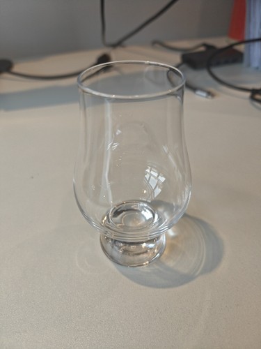 Glencairn nosing tasting - a,
