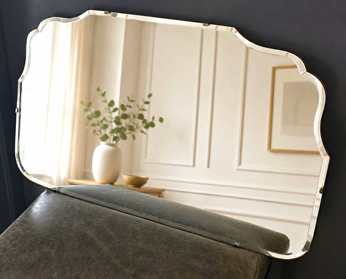 Art deco silver scalloped wall - scalloped,
