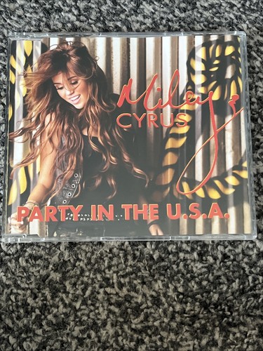 Miley cyrus party in - -,