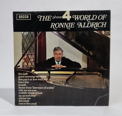 Ronnie aldrich the world - ronnie, of