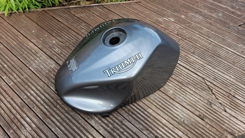 Triumph sprint 1050 fuel - sprint,