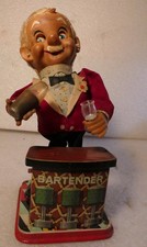 BAR SMOKING COCKTAIL SHAKING