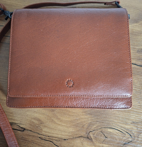 Yoshi brown leather medium - yoshi,