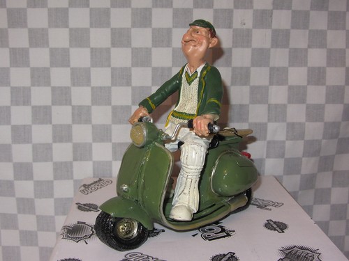 Resin caricature cricket - resin,