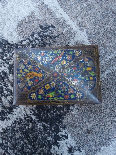 Rare tin biscuits with - rare,