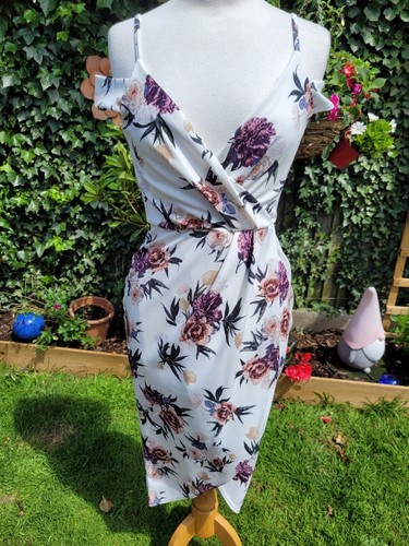 Boohoo dress size white - boohoo,