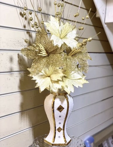 White gold vase with - white,