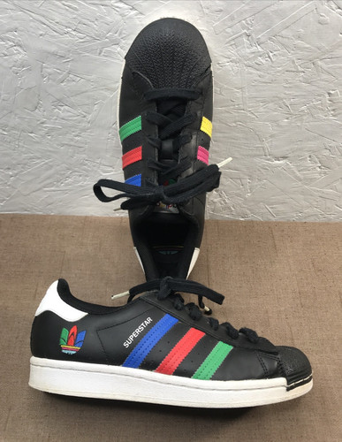 Adidas marque aux bandes - la,