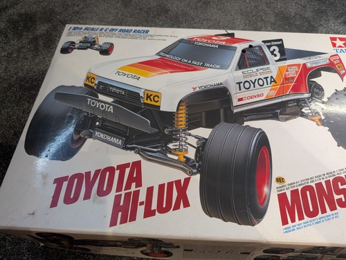 Tamiya hilux monster racer - hilux,
