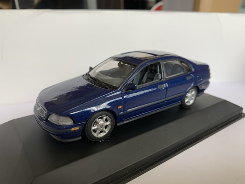 Minichamps volvo s40 - minichamps,