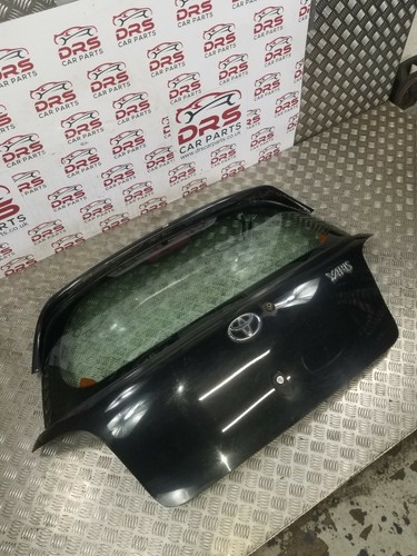 Toyota yaris bootlid spoiler - yaris,