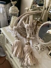 ☘️VINTAGE LARGE  CREAM TIE BACKS WITH CREAM & GOLD WOODEN RESIN ☘️