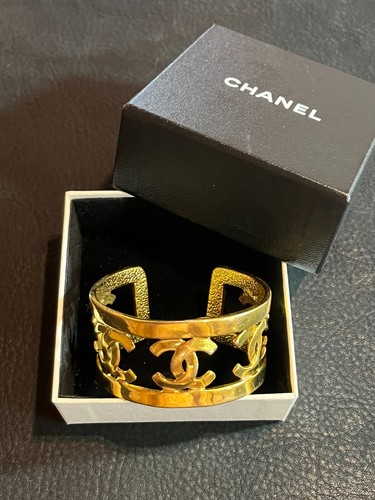 Chanel bracelet bangle - chanel,