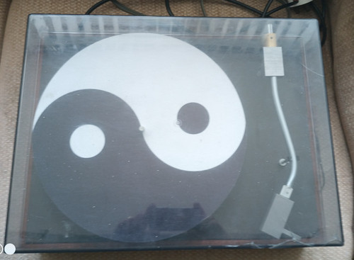 Vintage turntable - ar, xa