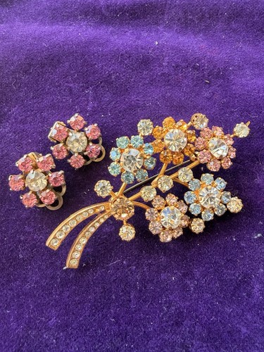 1950s vintage floral - vintage, brooch