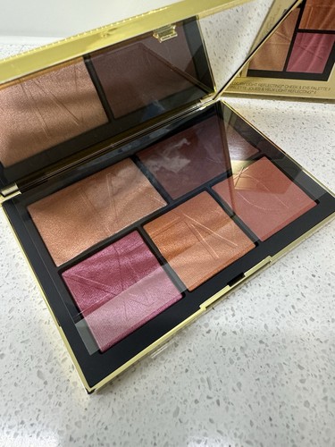 Nars pure luxury - nars, light