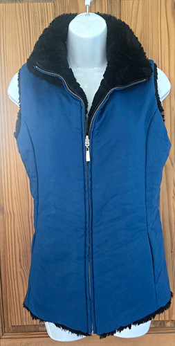Reversible black blue faux fur - black/blue,