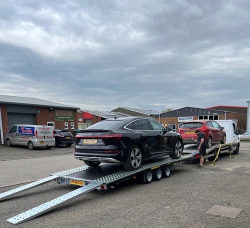 Woodford car trailer cross - car,
