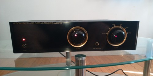 Musical fidelity a220 - fidelity,