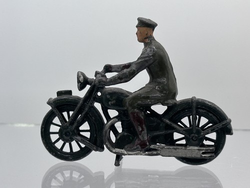 Britains toy soldier 54mm - britains,