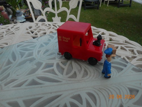 Postman pat friction van - pat's,