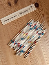 Kids Game - Pickup Sticks! Retro Wooden Game