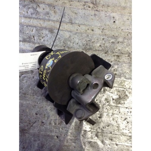 Engine mounting bracket - mounting, nissan