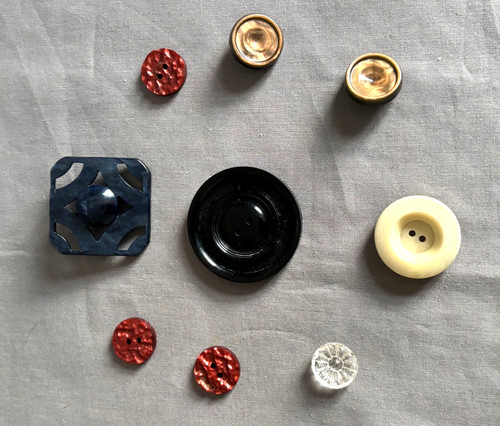 Vintage 1930s 1940s buttons - 1930s,