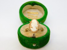 9ct Yellow Gold Carved Shell Cameo Set Dress Ring Vintage c1970