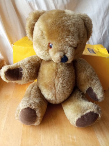 Pedigree vintage bear - pedigree, 14"