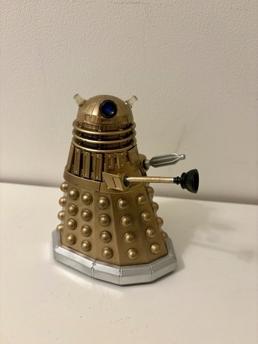 Doctor who dalek figure - dalek,
